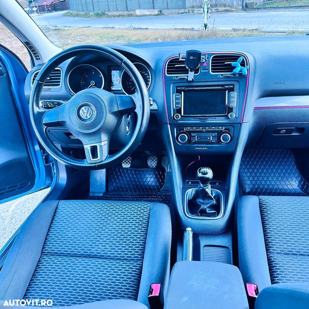 Volkswagen Golf 2011 photo 5