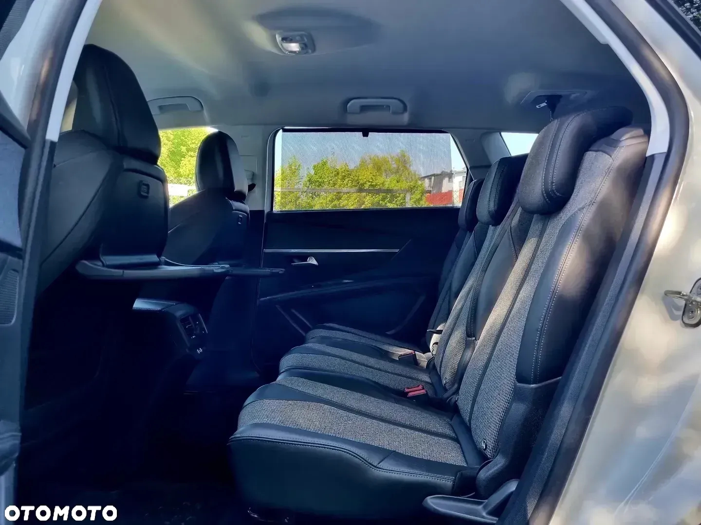 Peugeot 5008 BlueHDI 120 EAT6 Stop & Start Allure - 11