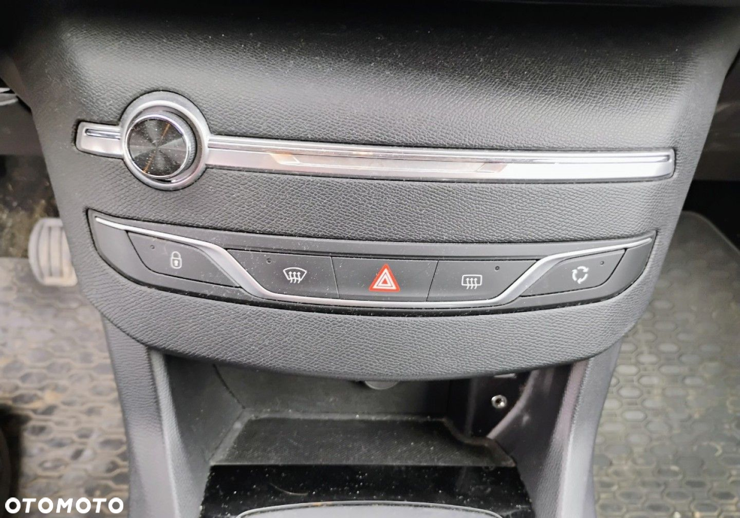 Peugeot 308 - 16