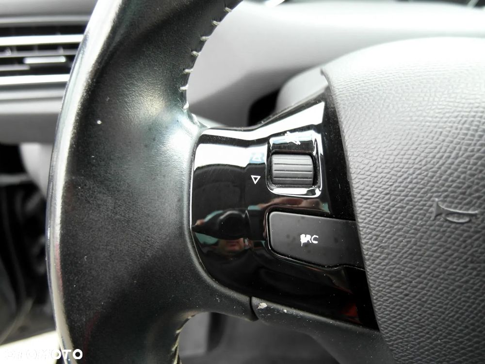 Peugeot 308 PureTech 130 Stop & Start Allure - 32