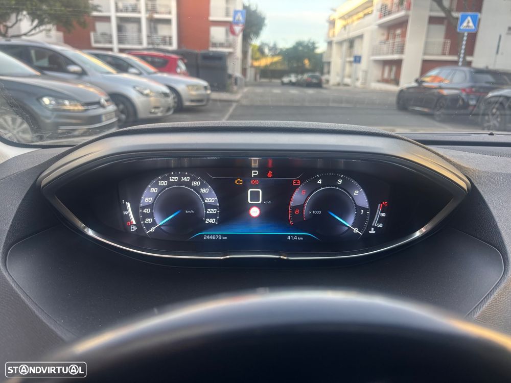 Peugeot 5008 - 7