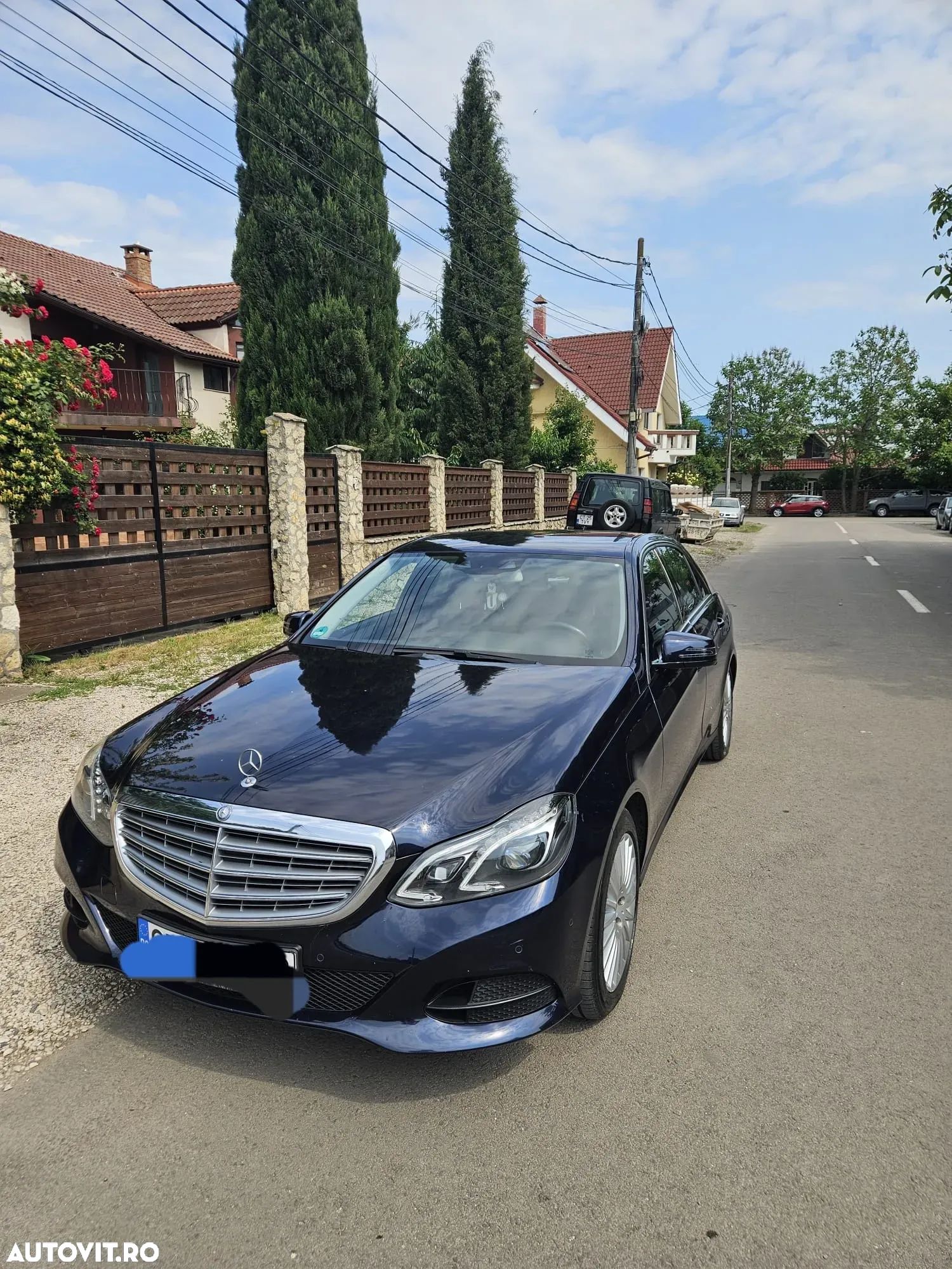Mercedes-Benz E 250 BlueTEC 4Matic 7G-TRONIC - 1