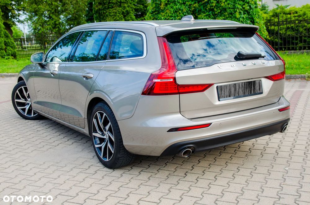 Volvo V60 T4 Geartronic Momentum Pro - 5