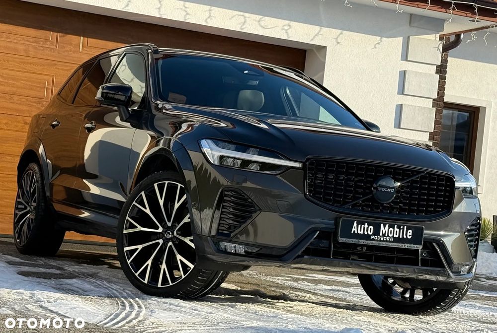 Volvo XC 60 B4 D AWD Plus Dark - 1