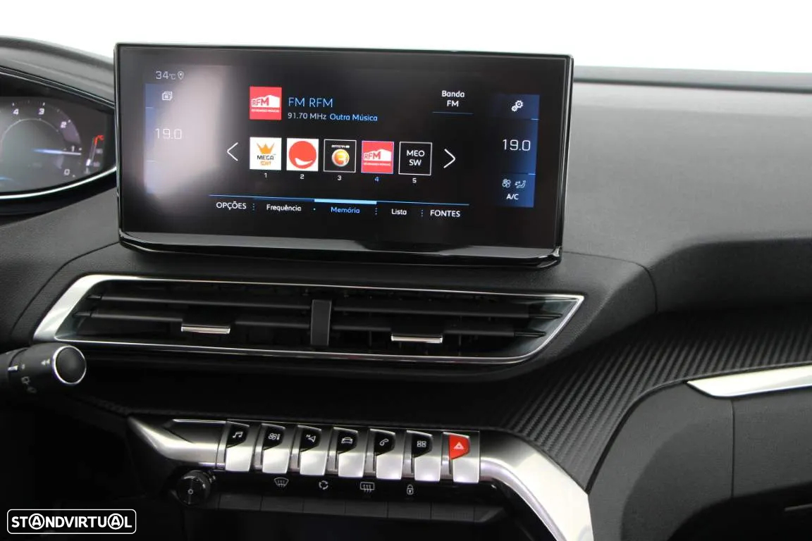 Peugeot 3008 1.5 BlueHDi Allure - 4