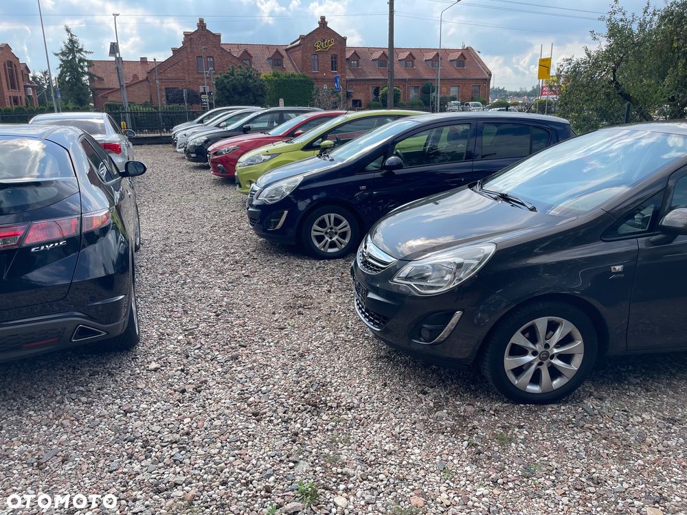 Opel Corsa 1.2 16V Cosmo - 15