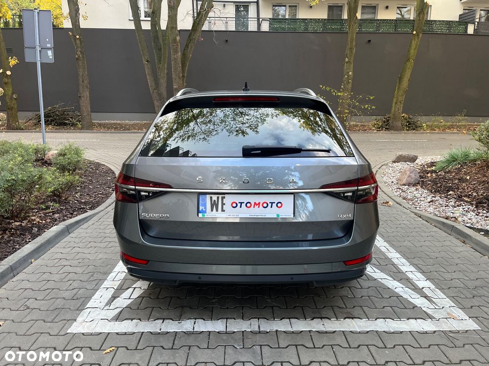 Skoda Superb 2.0 TDI SCR 4x4 Style DSG - 5