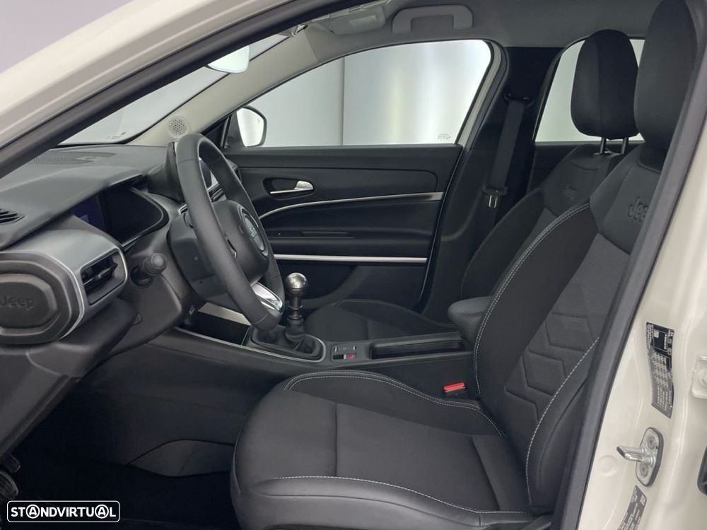 Jeep Avenger 1.2 GSE T3 Summit - 11