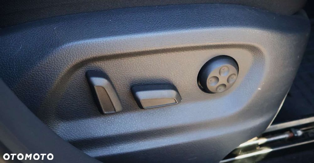 Volkswagen Sharan - 20
