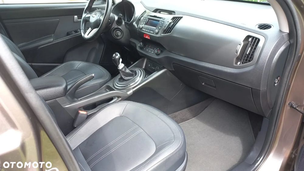 Kia Sportage 1.7 CRDI Business Line L 2WD - 13