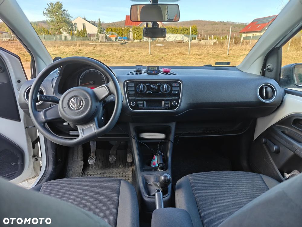 Volkswagen up! - 6
