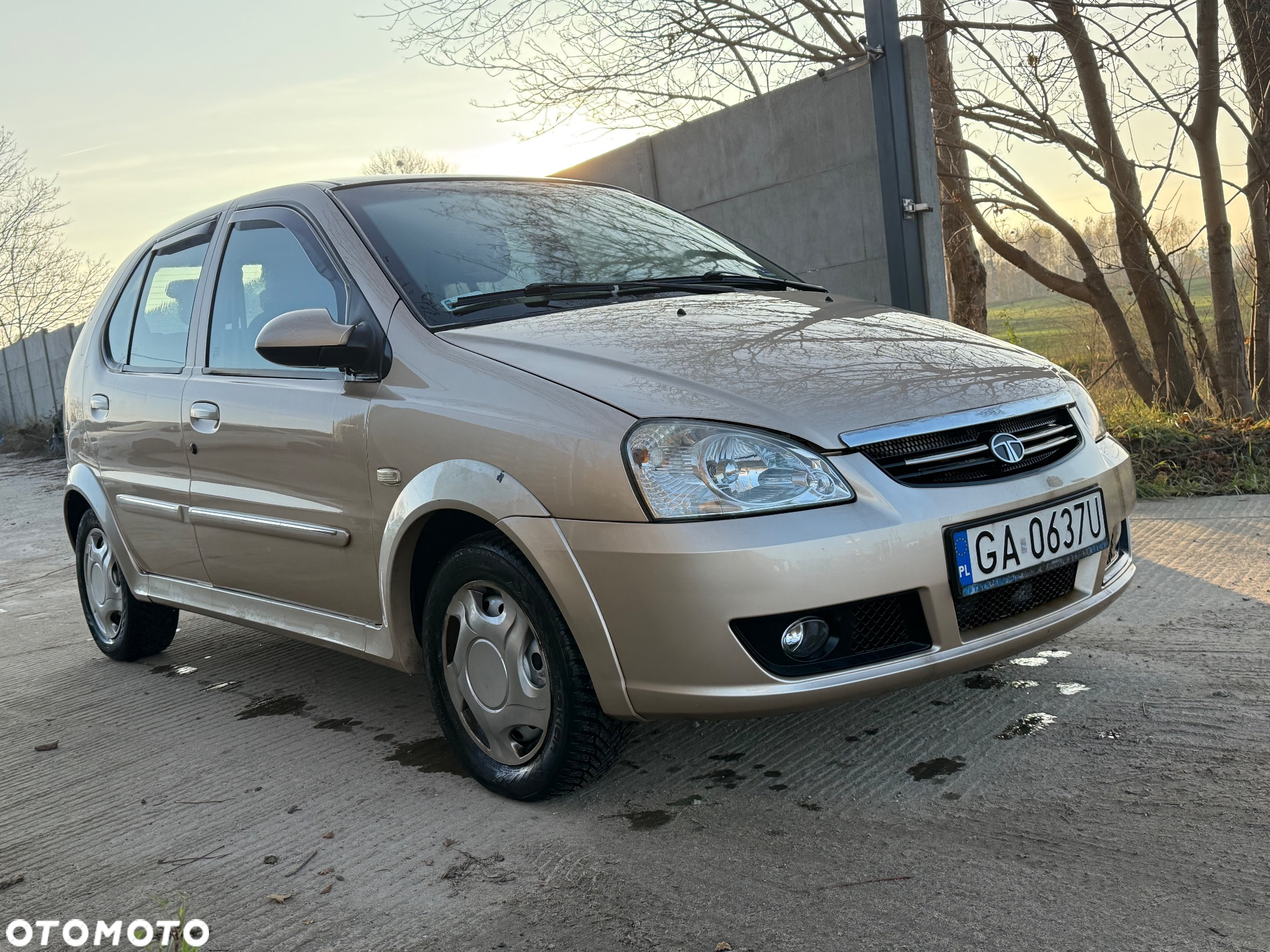 Tata Indica 1.4 GLX - 4