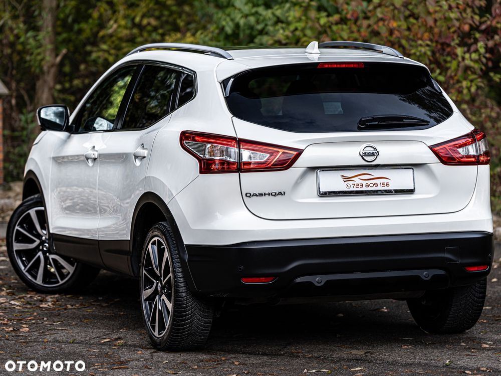 Nissan Qashqai 1.6 dCi TEKNA - 4