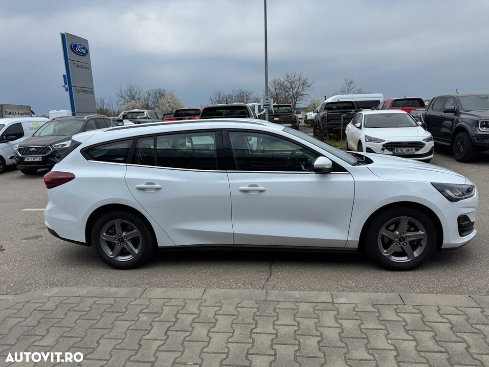 Ford Focus 1.0 EcoBoost MHEV Titanium - 4