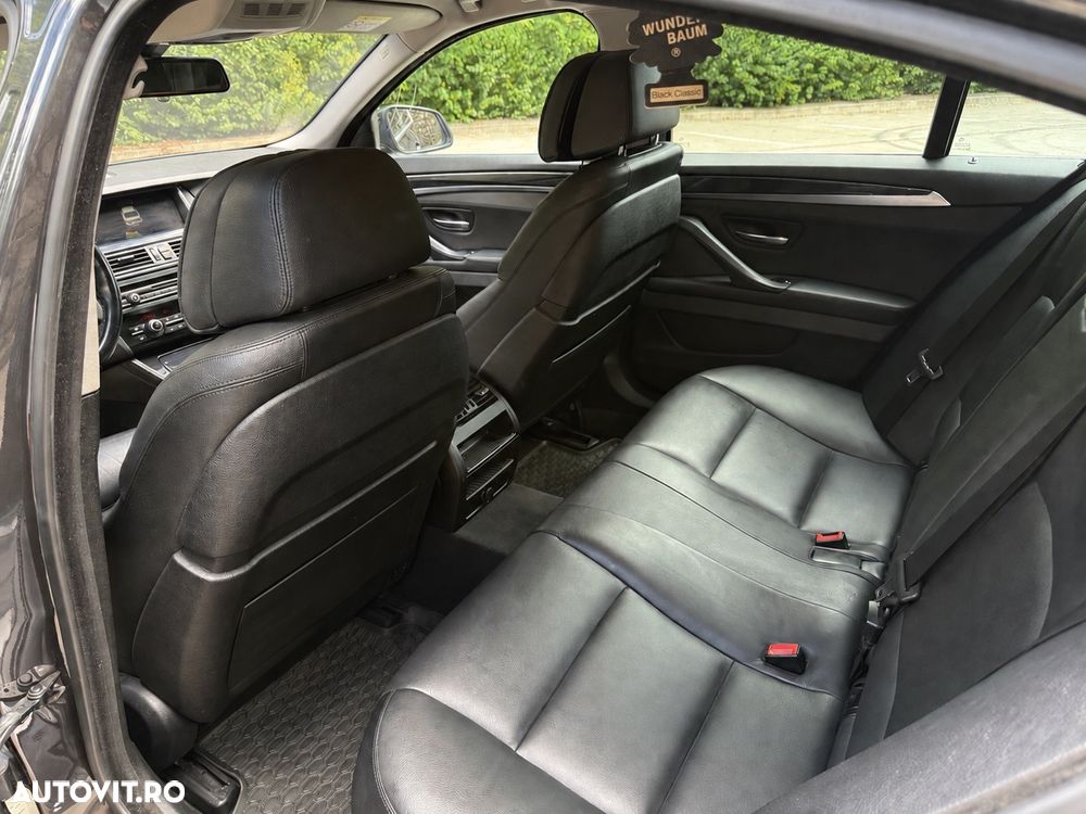 BMW Seria 5 520d Aut. - 8