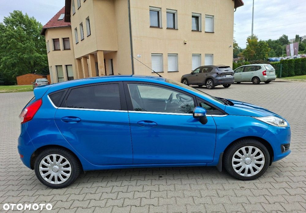 Ford Fiesta - 6