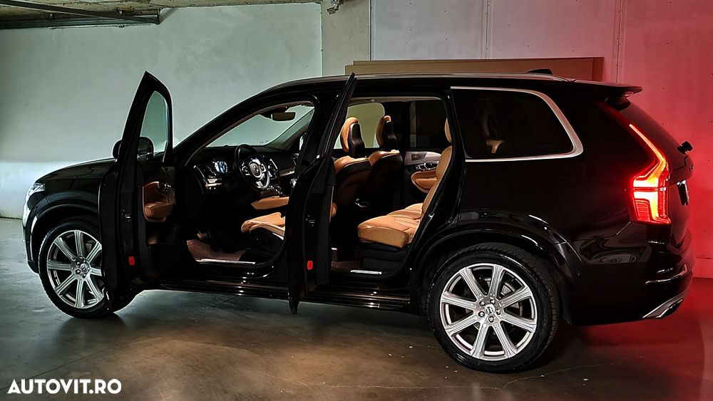 Volvo XC 90 D5 AWD Geartronic Inscription - 36