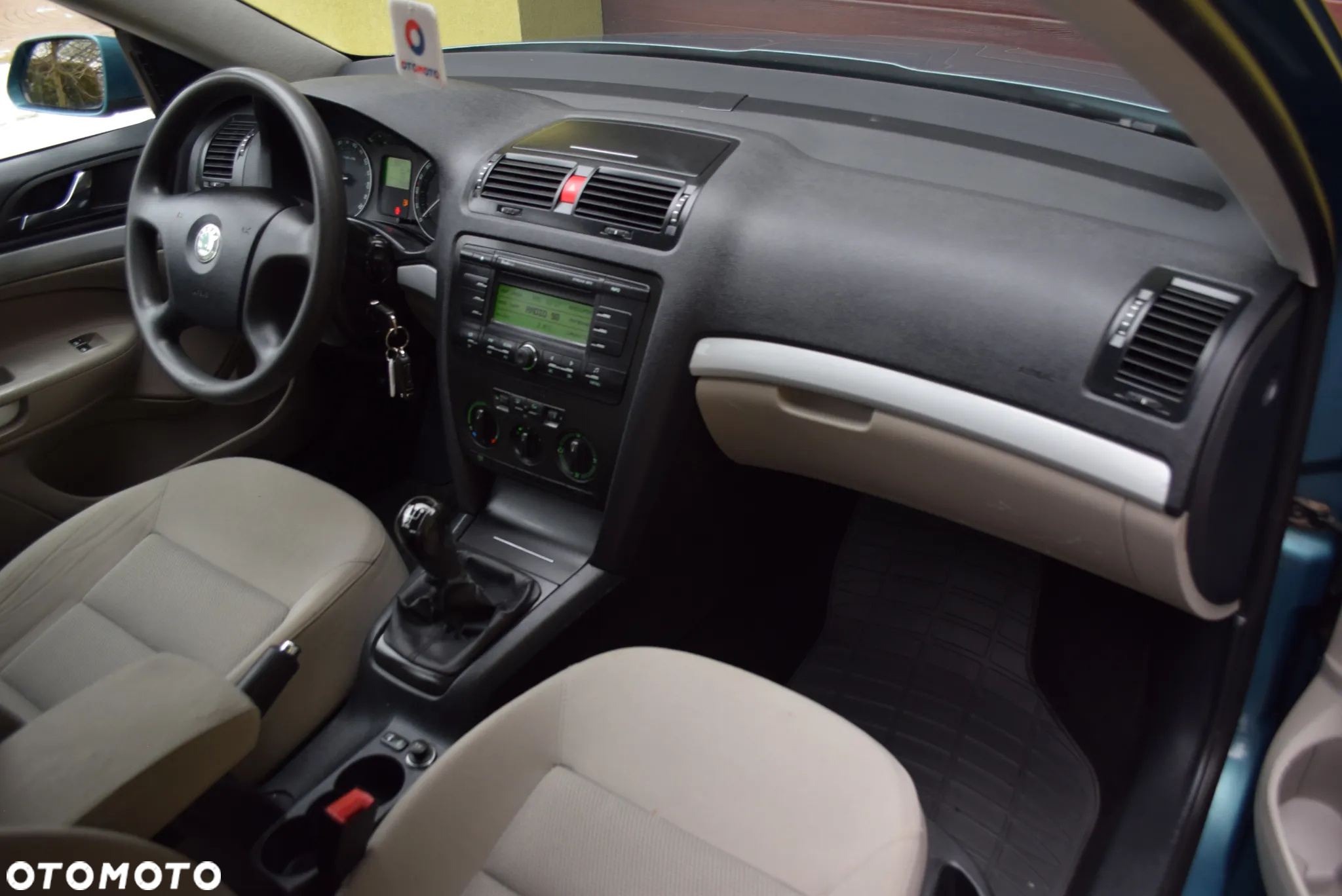 Skoda Octavia 1.6 Elegance - 14