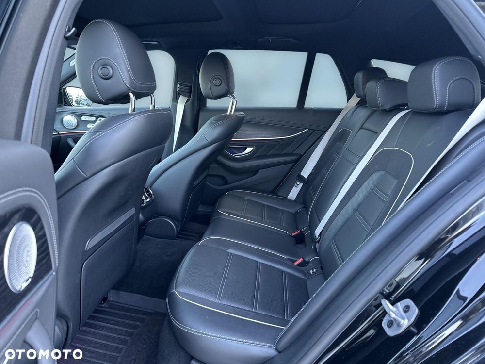 Mercedes-Benz Klasa E - 12