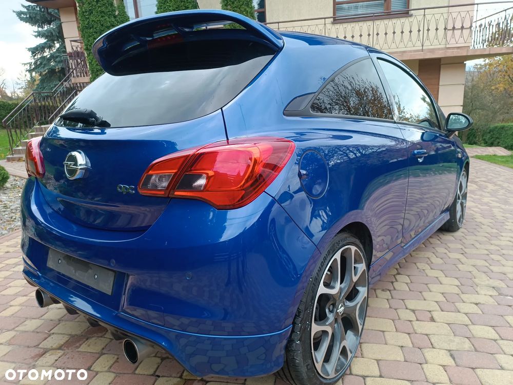Opel Corsa 1.6 Turbo OPC - 11