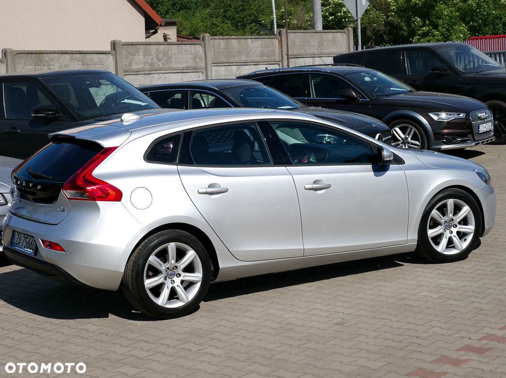 Volvo V40 D2 Powershift Momentum - 7