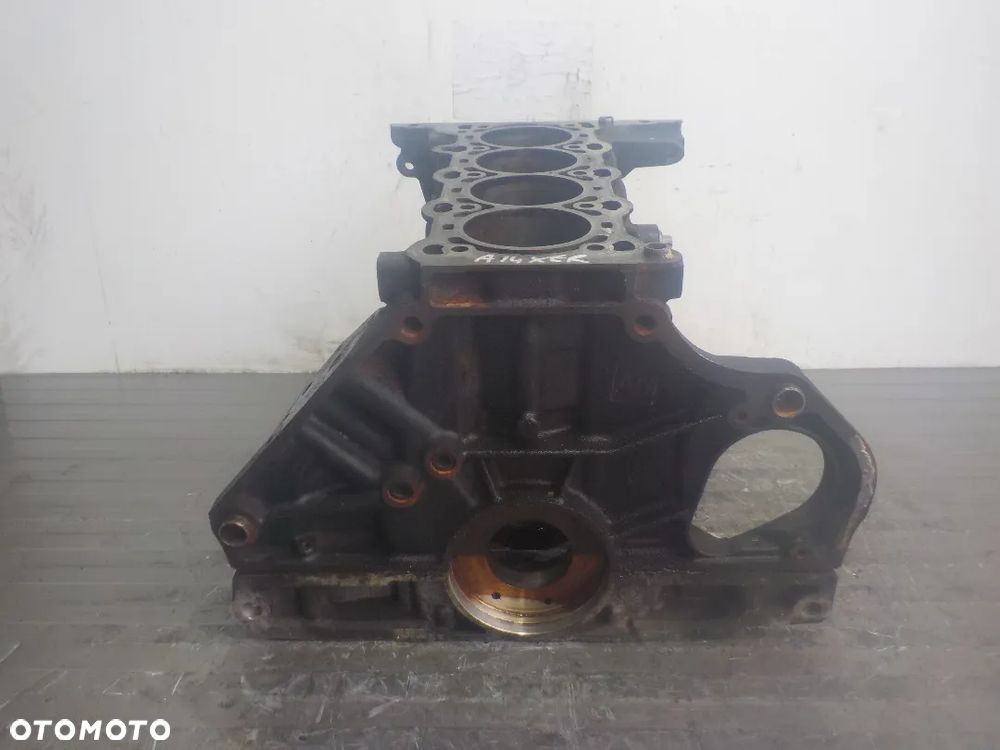 OPEL 1.4 A14XER BLOK SILNIKA - 3