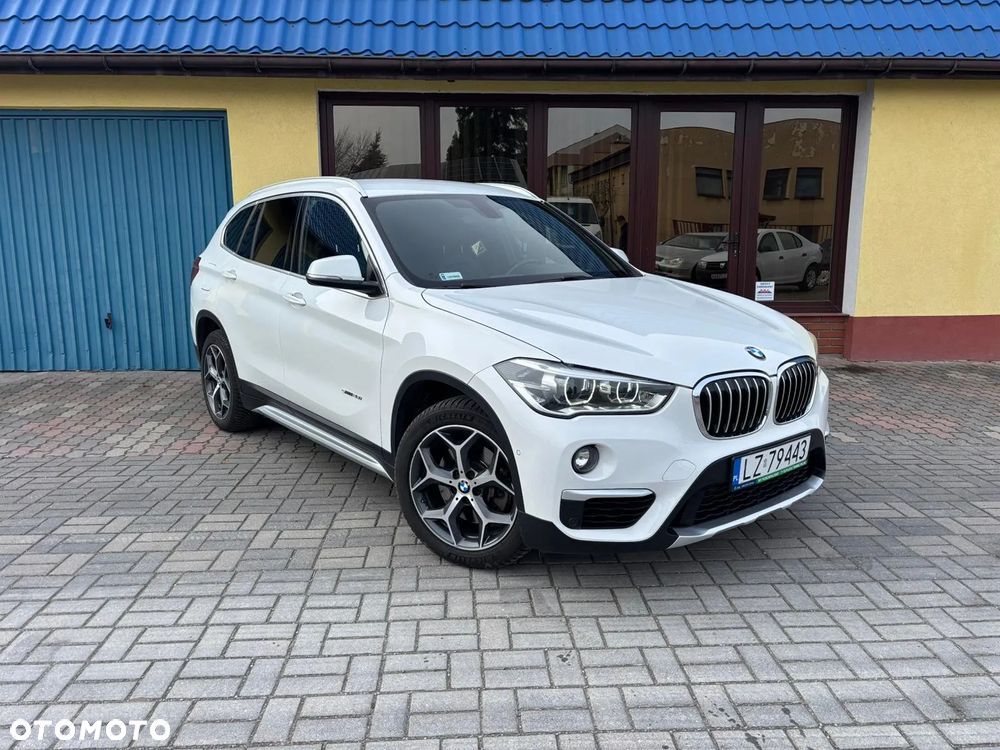 BMW X1 xDrive25i xLine - 6