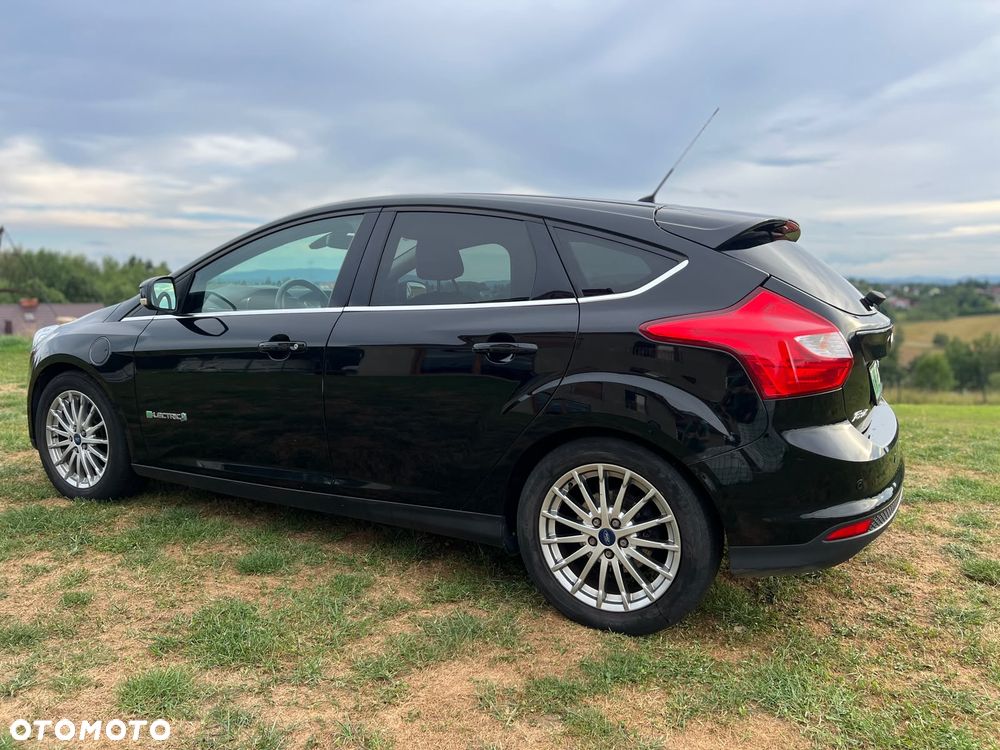 Ford Focus - 10