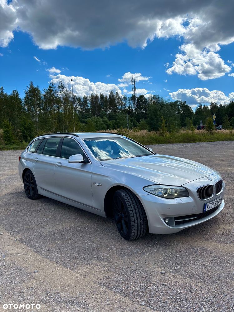 BMW Seria 5 520i Luxury Line - 13