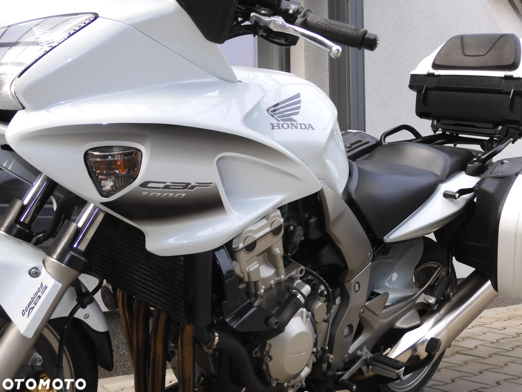 Honda CBF - 24