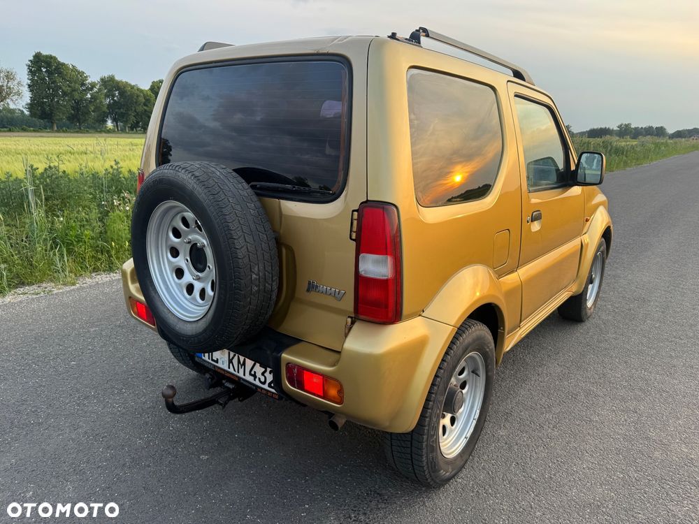 Suzuki Jimny - 10