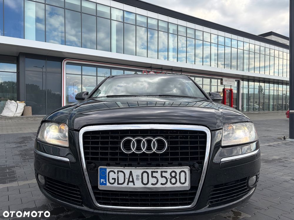 Audi A8 - 7