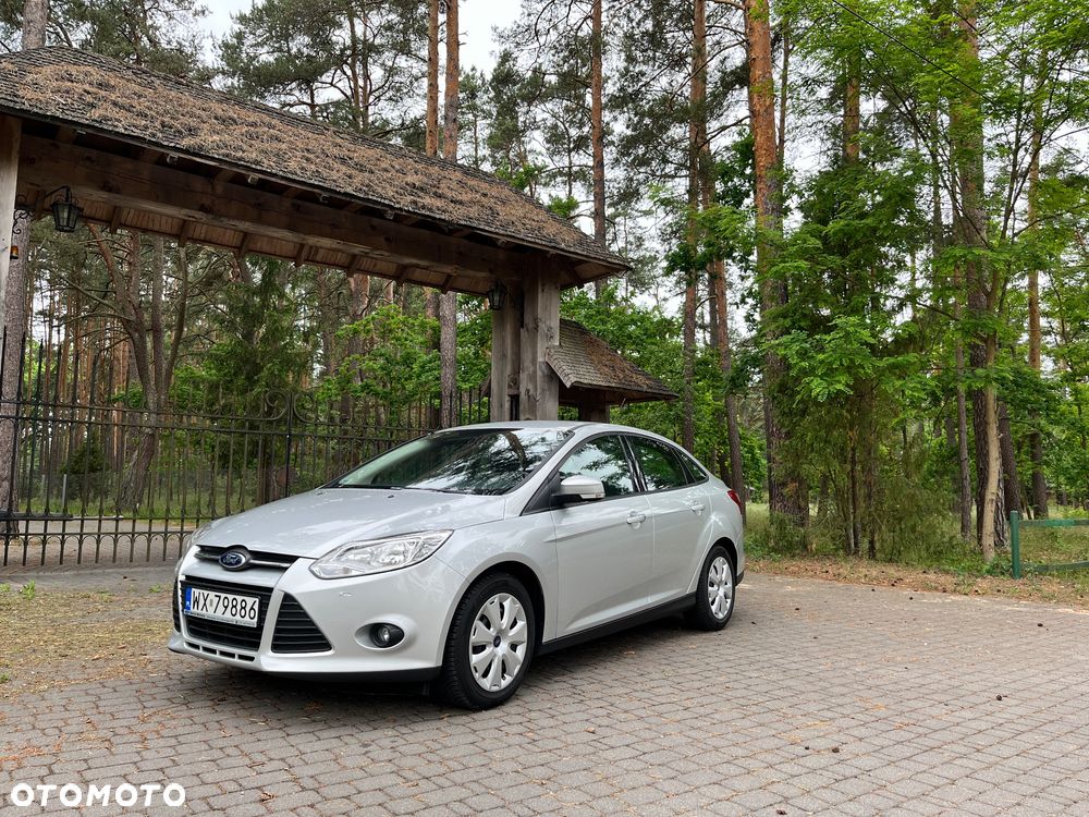 Ford Focus 1.6 Trend - 10
