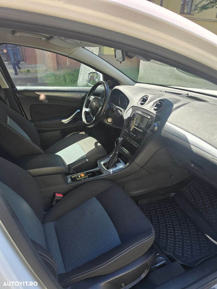 Ford Mondeo 2.0 TDCI PowerShift Business Class - 7