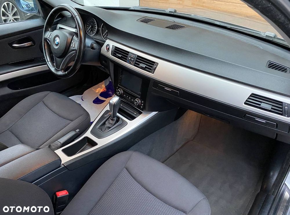 BMW Seria 3 - 20