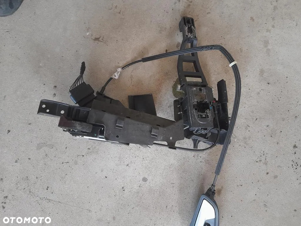 zamek drzwi lewy przód przedni Ford C-MAX MK2 II AM5A-U21813-AB - 8