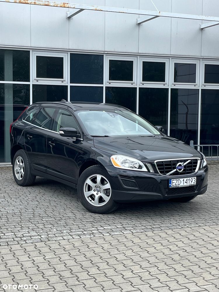 Volvo XC 60 D3 Momentum - 12