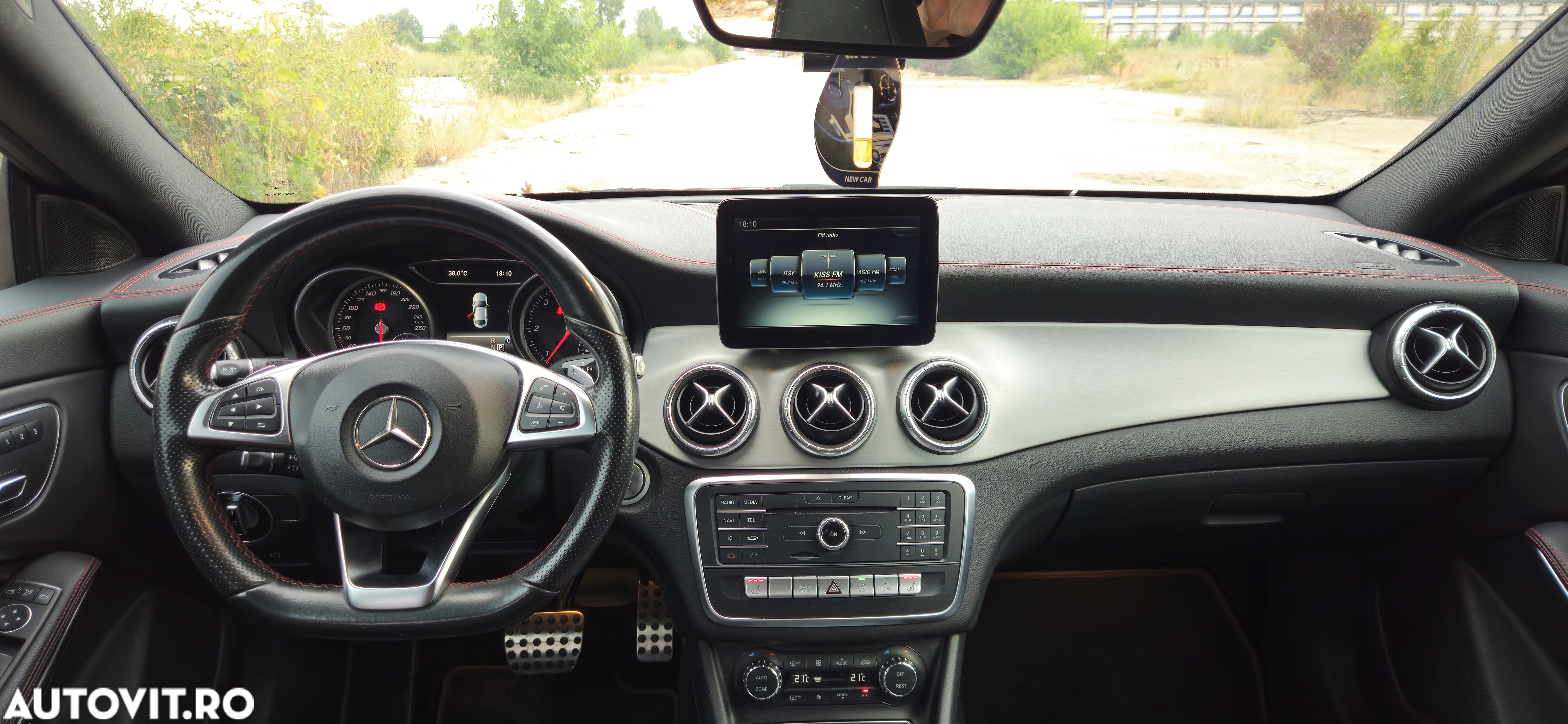 Mercedes-Benz CLA - 2