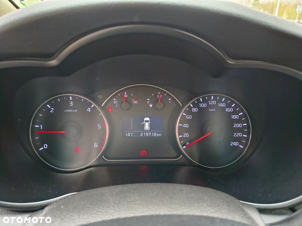 Kia Carens 1.7 CRDi L 7os - 10