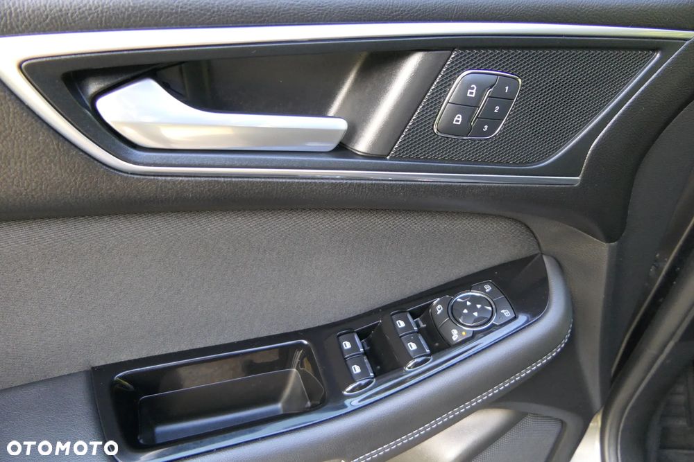 Ford S-Max 1.5 Eco Boost Start-Stopp Titanium - 35