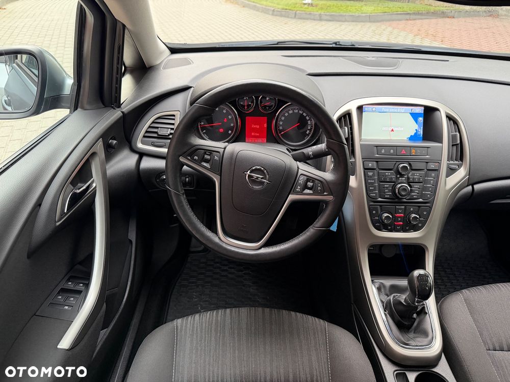 Opel Astra 1.4 Turbo Edition - 26