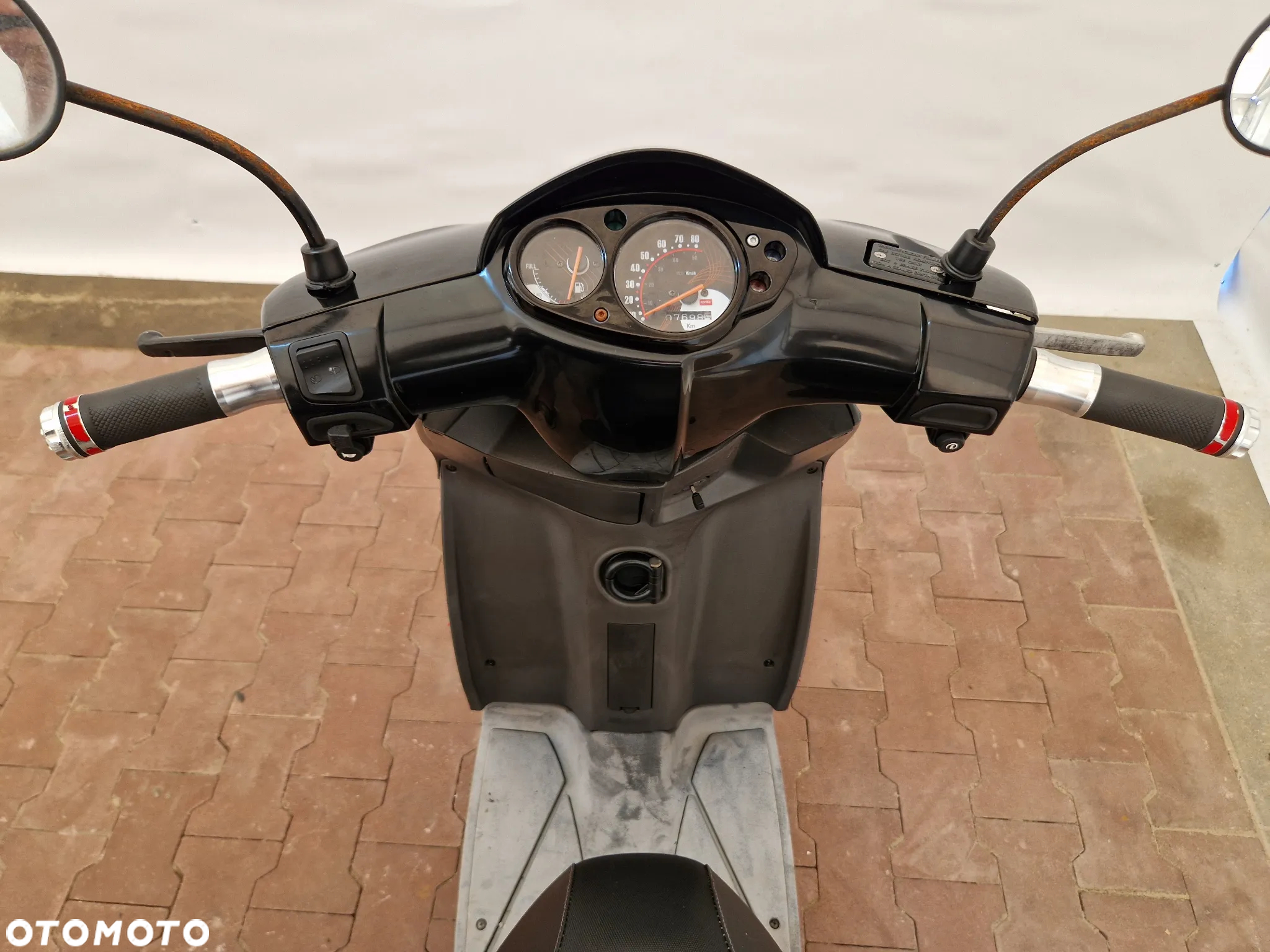 Aprilia SR - 6