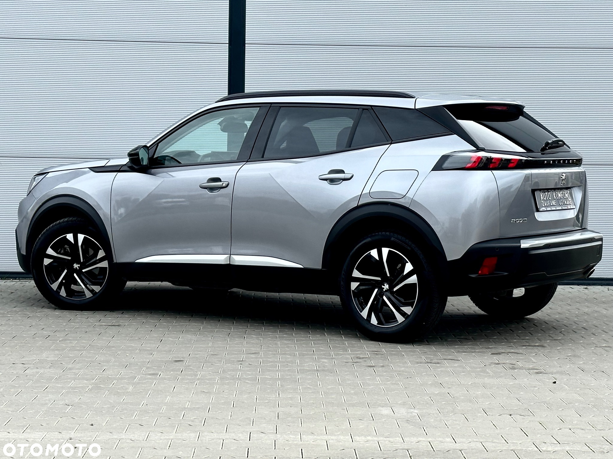 Peugeot 2008 1.5 BlueHDi Allure S&S EAT8 - 19