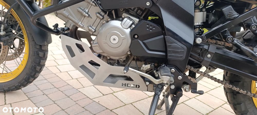 Suzuki V-STROM - 37