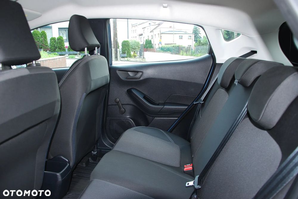 Ford Fiesta 1.1 Connected ASS - 12