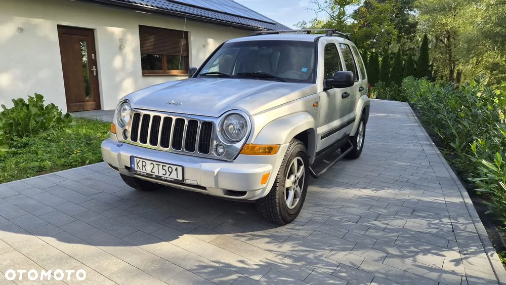Jeep Liberty - 1