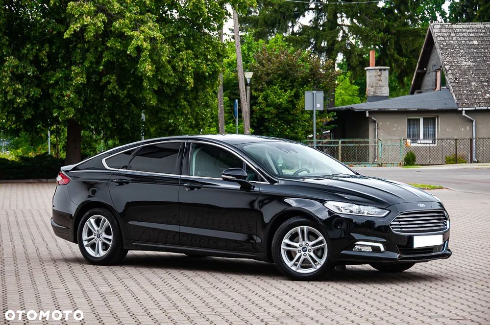 Ford Mondeo 2.0 TDCi STart-Stopp PowerShift-Aut Titanium - 4