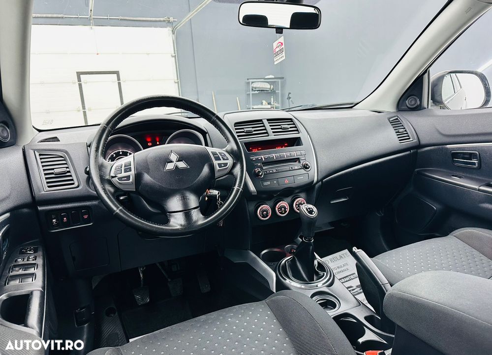 Mitsubishi ASX 1.6 2WD Intense - 17