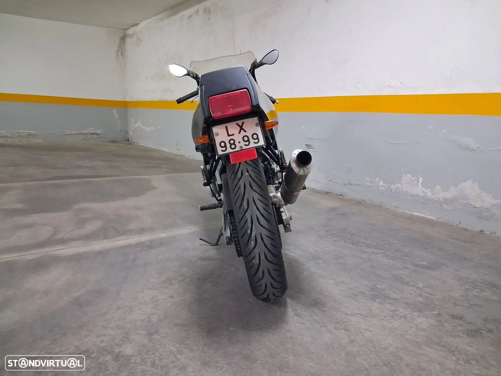 Yamaha FZR - 14