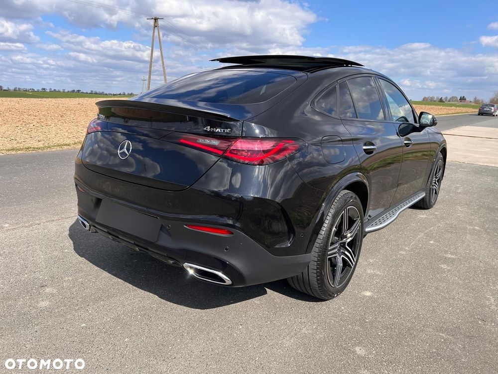 Mercedes-Benz GLC 300 d mHEV 4-Matic AMG Line - 4